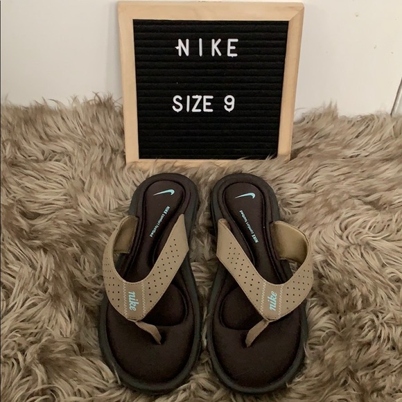 Nike Shoes - Memory foam Nike flip flops Nike Shoes - Memory foam Nike flip flops